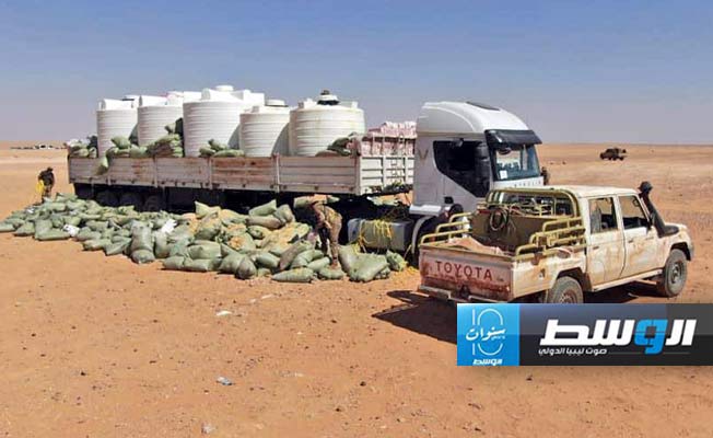 جانب من عملية ضبط قافلة لتهريب الوقود، الإثنين 26 أغسطس 2024 (اللواء 444 قتال)