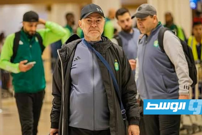 فريق الأهلي طرابلس لكرة السلة قبل السفر إلى الإمارات. (فيسبوك)
