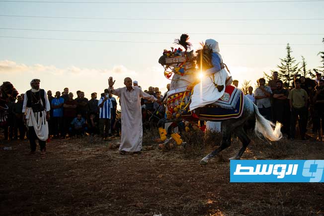 «ميّز الخيل» في تمودي.. احتفال بالهوية والفروسية الليبية (فيسبوك)