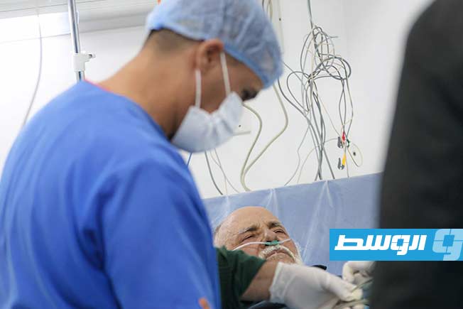 التعامل مع حالات مصابة بأمراض تنفسية جراء موجة الطقس السيء، 20 يناير 2026. (مستشفى الكويفية)