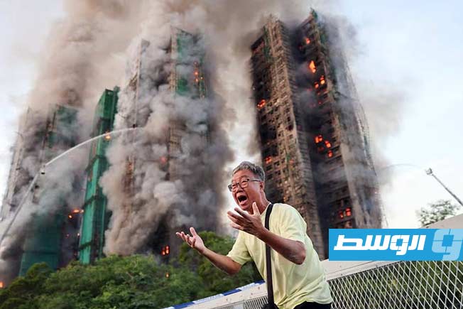 حريق بمجمع أبراج سكنية سكنية في هونغ كونغ. (الإنترنت)