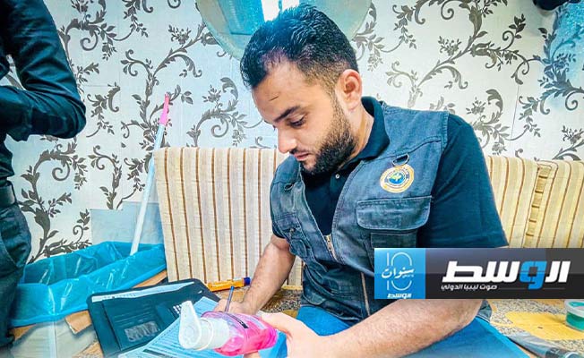حملة للتفتيش على صالونات حلاقة في غريان، 23 أكتوبر 2024. (مركز الرقابة على الأغذية)