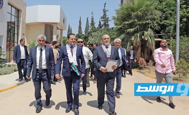 لقاء الحويج مع القنصل الفلسطيني في بنغازي. الإثنين 28 أغسطس 2023. (وزارة الخارجية بالحكومة المكلفة من مجلس النواب)