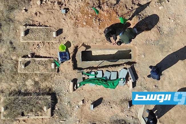 تشييع سيف القذافي إلى مثواه الأخير في بني وليد (صور)