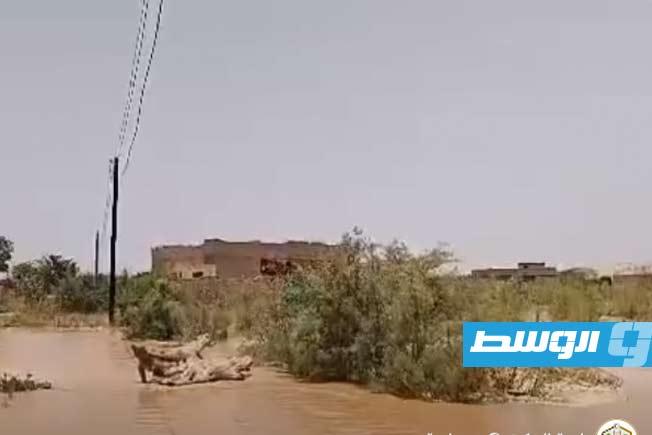 تداعيات السيول في محلة تنجرابن ببلدية البركت بجنوب غرب ليبيا، 30 مايو 2026 (لقطة مثبتة من مقطع مصور: بلدية البركت)