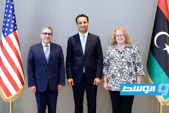 لقاء بلقاسم حفتر مع القائم بالأعمال الأميركي جيرمي برنت والوفد المرافق له، الثلاثاء 9 يونيو 2026. (صندوق التنمية وإعادة إعمار ليبيا)