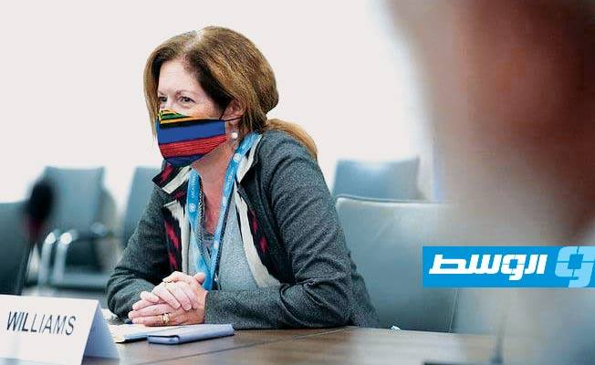 الممثلة الخاصة للأمين العام للأمم المتحدة بالإنابة لدى ليبيا، ستيفاني وليامز خلال حضورها الاجتماع