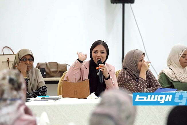 من حلقة نقاش نظمتها بعثة الأمم المتحدة للدعم بمشاركة نساء ليبيات لمناقشة دورها في جهود الحد من النزاعات، 19 مايو 2026 (البعثة الأممية)