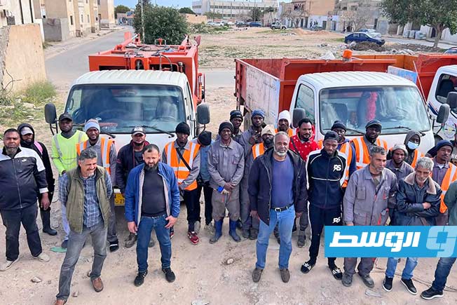 وقفة احتجاجية لموظفي وعمال إدارة خدمات النظافة الزاوية الغربية، 27 فبراير 2025. (بلدية الزاوية الغربية)