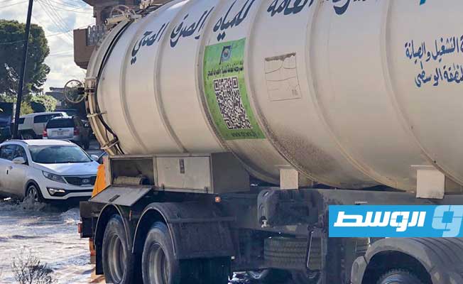 نزح مياه الأمطار المتراكمة في مصراتة، 18 ديسمبر 2024. (شركة المياه)