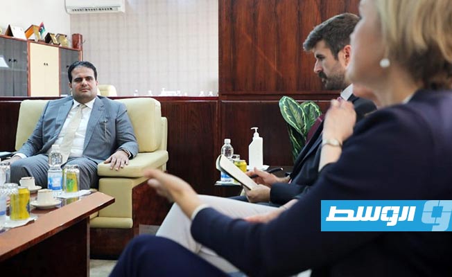 لقاء عون مع السفيرة البريطانية لدى ليبيا كارولين هورندال، الإثنين، 13 سبتمبر 2021. (وزارة النفط والغاز)