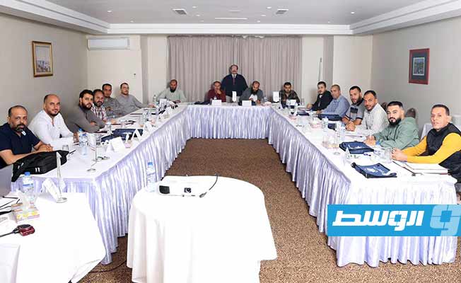 موظفو مصلحة المطارات المشاركين في الدورتين التدريبيتين بتونس. (مصلحة المطارات)