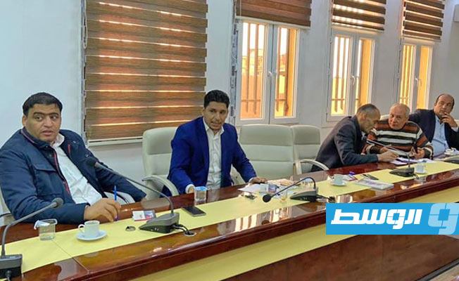 اجتماع المجلس البلدي بني وليد مع وفد اللجنة الدولية للصليب الأحمر. (الإنترنت)