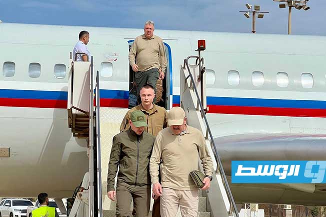 استقبال نائب وزير الدفاع الروسي يونس بك يفكيروف في بنغازي، الأحد 25 مايو 2025. (صفحة الفريق خيري التميمي على فيسبوك)