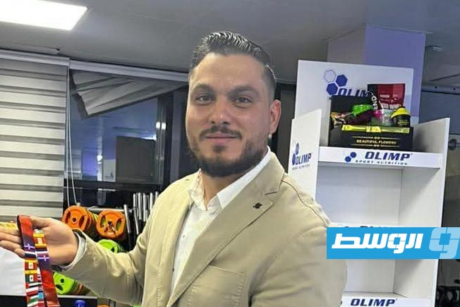 مدير العلاقات الخارجية بالشركة الداعمة للبطل الليبي محمود رجب. (خاص - الوسط)