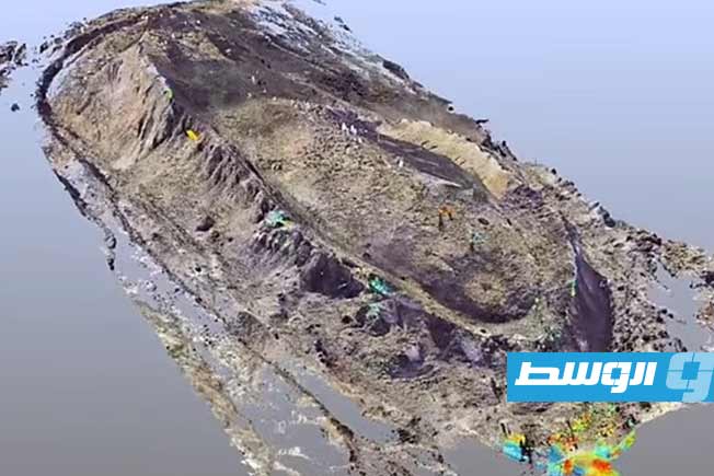 يقول العلماء إن البنية الجيولوجية الكبيرة على شكل قارب قد تكون بقايا سفينة نوح حيث تظهر الأدلة الجديدة أن المنطقة غمرت بالمياه منذ 5000 عام. (ديلي ميل)