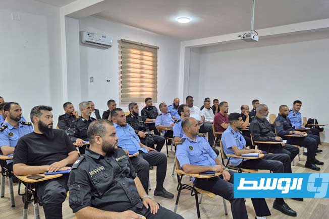 تدريب ضباط مكافحة المخدرات والجمارك على أجهزة المسح الضوئي. (بعثة الاتحاد الأوروبي للمساعدة الحدودية في ليبيا)