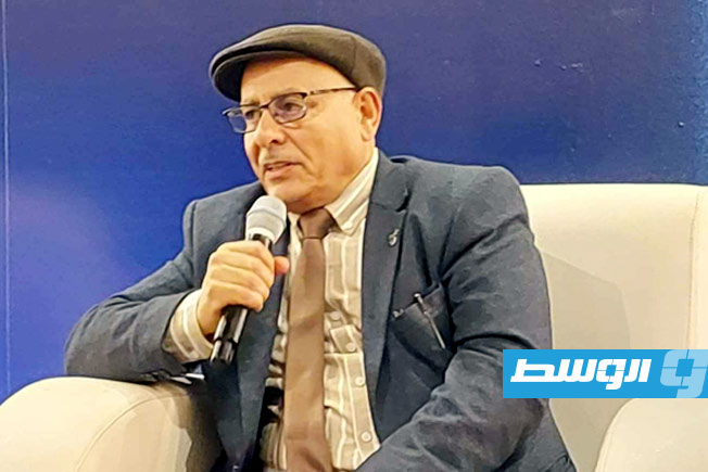 الناقد الدكتور نورالدين سعيد. (بواية الوسط)