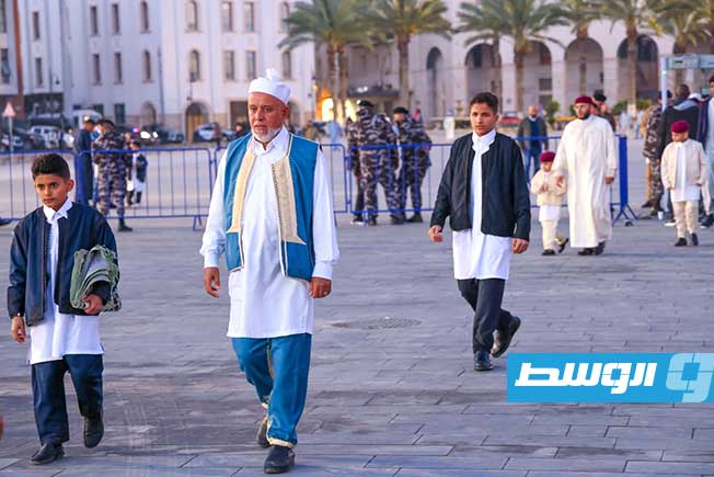 أهالي طرابلس يتوافدون على ميدان الشهداء لأداء صلاة عيد الفطر، 20 مارس 2026. (أمن طرابلس)