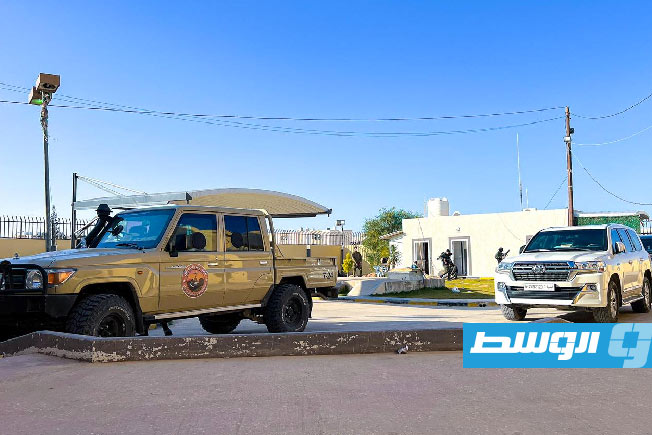قوات المنطقة العسكرية الساحل الغربي بالمقرات التي سيطرت عليها في جنزور، الأربعاء 26 فبراير 2025. (المنطقة العسكرية الساحل الغربي)
