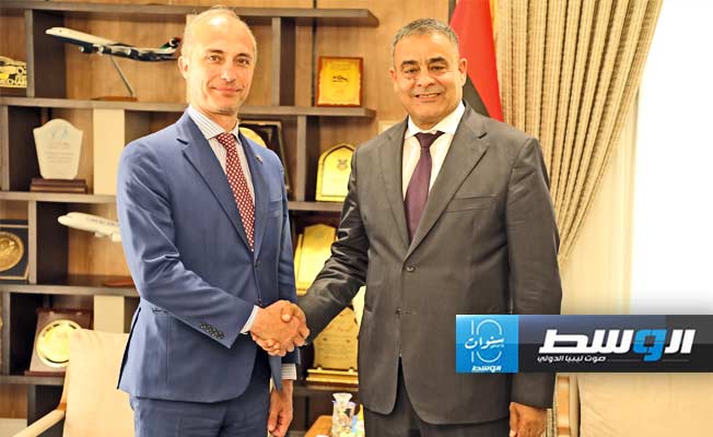 لقاء الشهوبي مع السفير الإيطالي ووفد شركة «ايناس» المنفذة لمطار طرابلس، الثلاثاء 4 يونيو 2024. (وزارة المواصلات)
