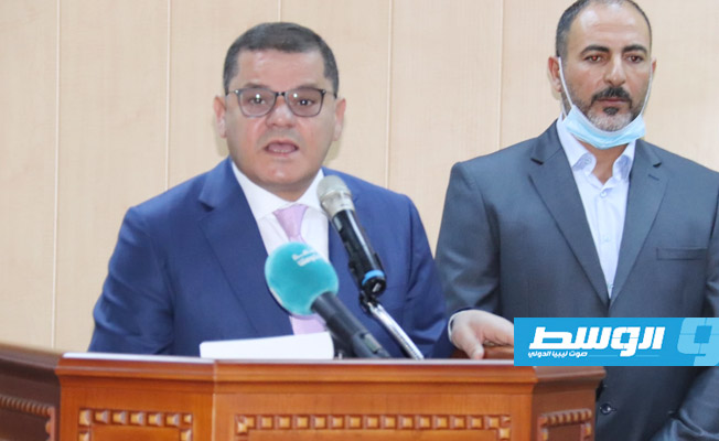 الدبيبة خلال حضوره الاجتماع الأول لوزير التربية والتعليم بمديري مكاتب الامتحانات بكل البلديات الليبية، 14 يوليو 2021. (وزارة التربية والتعليم)
