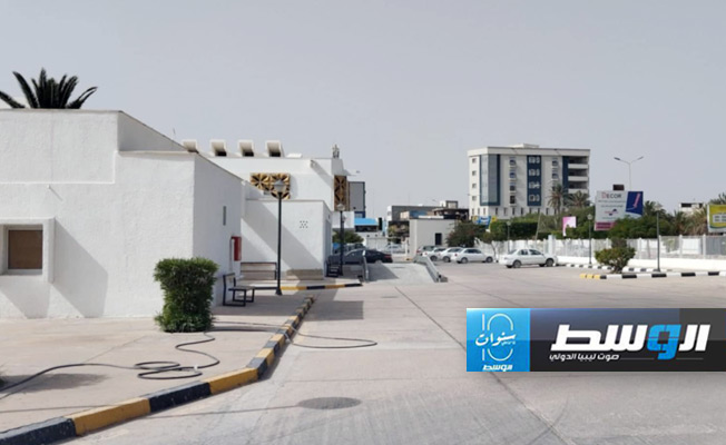 جانب من إنشاء محطة توزيع كهرباء مجمع العيادات الذهبي بمصراتة (الشركة العامة للكهرباء)