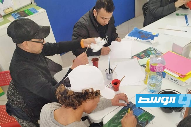 سعاد اللبة تطلق ورشة فنية تعليمية بـ«نابولي» تحت عنوان «رسم بالتنفس» (فيسبوك)
