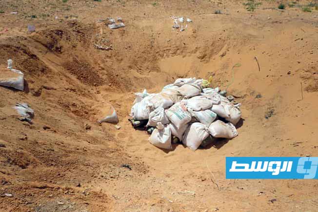 التجهيز للتخلص من مخلفات الحرب، 22 أبريل 2025. (جهاز المباحث الجنائية)