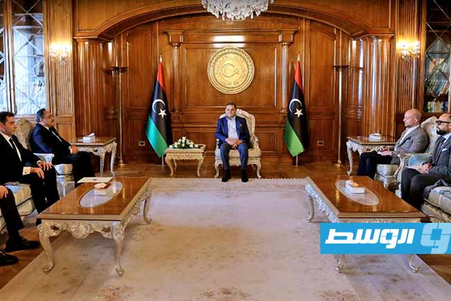 لقاء الدبيبة مع نائب رئيس جهاز المخابرات العامة المصرية اللواء خالد حسين، الإثنين 29 ديسمبر 2025. (حكومتنا)
