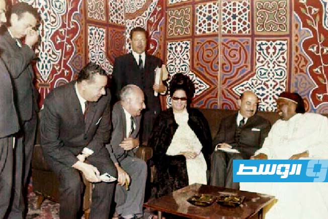 جانب من رحلة أم كلثوم إلى ليبيا في 10 مارس 1969. (ألبومات مؤسسة إرثنا للتراث والثقافة - فيسبوك)