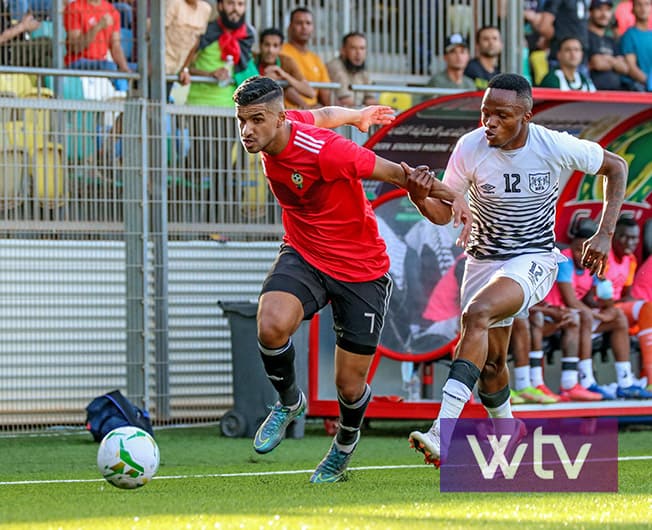 اللاعب الدولي محمد صولة خلال مباراة المنتخب الوطني ضد بوتسوانا في افتتاح مشوار «كان 2023». (قناة الوسط)