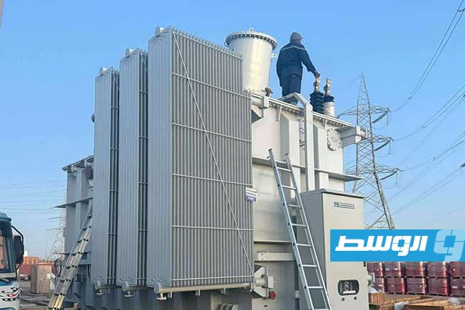 من استكمال مشروع ربط محطة سبها الشمالية بخط سمنو، 12 ديسمبر 2025. (شركة الكهرباء)