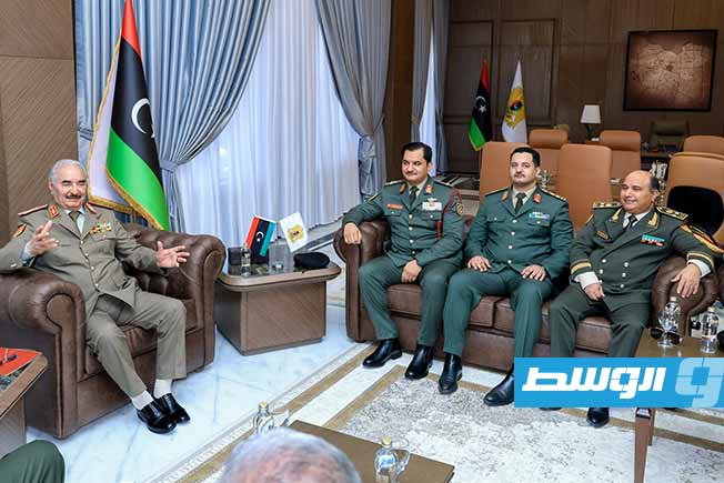 لقاء حفتر مع رئيس الأركان الأردني والوفد المرافق له، الأحد 18 يناير 2026. (القيادة العامة)