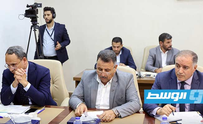 جانب من اجتماع لحكومة الوحدة الوطنية الموقتة لمناقشة أسباب اعتصام أعضاء هيئة التدريس بالجامعات والمعاهد العليا، الثلاثاء 14 نوفمبر 2023 (منصة حكومتنا)