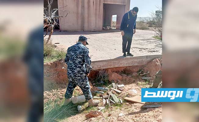 انتشال 4 قذائف مدفعية من مزرعة مواطن بمنطقة السائح. (هيئة السلامة الوطنية)