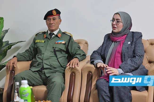 الطرمال تشهد حفل افتتاح مركز لتمكين المرأة بـ«قوة مكافحة الإرهاب» في الخمس، 21 نوفمبر 2025. (وزارة الدولة لشؤون المرأة)
