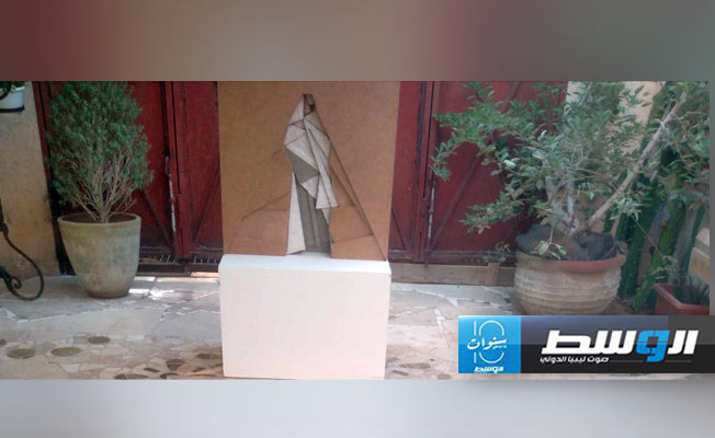 العمل المتحصل على الترتيب الثاني. (بوابة الوسط)