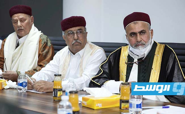 لقاء المنفي مع وفد من حكماء وأعيان المنطقة الشرقية، الأربعاء 29 سبتمبر 2021. (المجلس الرئاسي)