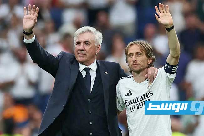 وداع مؤثر للكرواتي لوكا مودريتش والمدرب الإيطالي كارلو أنشيلوتي في ريال مدريد، السبت 24 مايو 2025. (إنترنت)