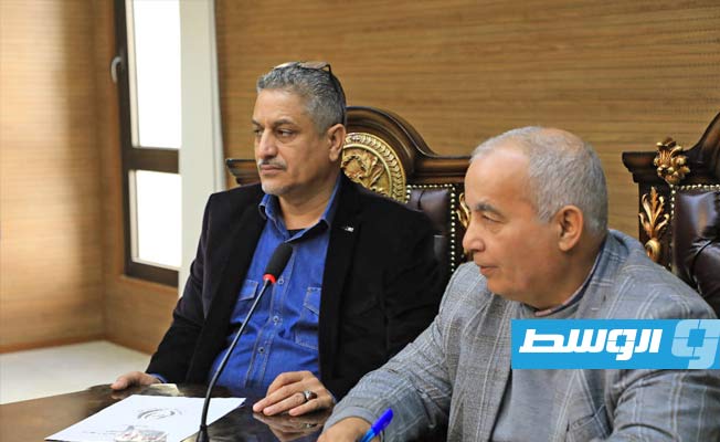 جانب من اجتماع عقد في ديوان بلدية بنغازي لمتابعة مشروعات منظمات المجتمع المدني، الإثنين 23 يناير 2023 (بلدية بنغازي)