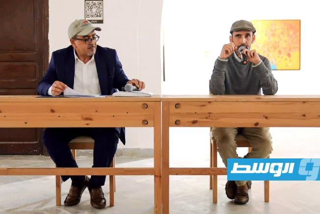 ندوة نقدية تناقش تجربة الفارسي وخصوصية المدارس التشكيلية، مايو 2026. (الإنترنت)
