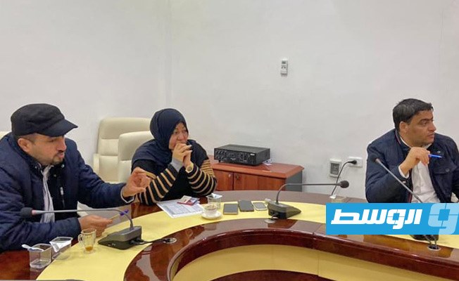 اجتماع المجلس البلدي بني وليد مع وفد اللجنة الدولية للصليب الأحمر. (الإنترنت)