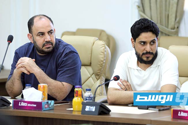 جانب من اجتماع الشركة العامة للكهرباء لمتابعة خطة التطوير، الإثنين 19 مايو 2025 (صفحة الشركة على فيسبوك)