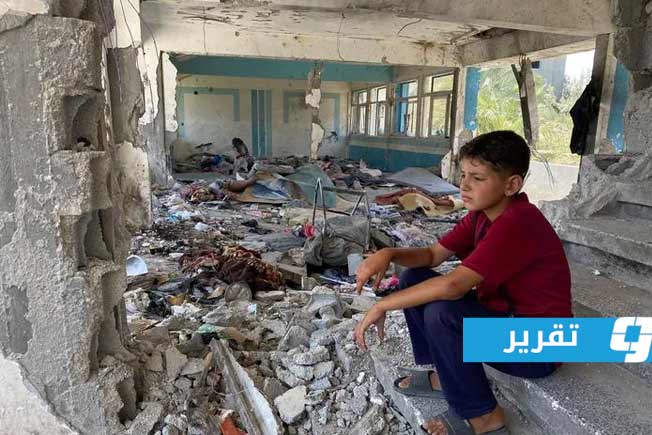طفل بين الأنقاض في غزة. (أرشيفية: الإنترنت)