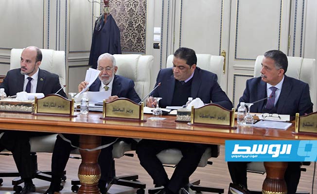 حكومة الوفاق تناقش قانون الترتيبات المالية وتأمين أسطول شركات الطيران