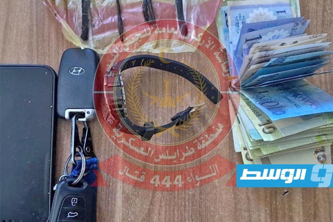 مضبوطات بحوزة متهمين بالإتجار في المخدرات ضبطها «اللواء 444 قتال» التابع لحكومة «الوحدة الوطنية الموقتة»، الإثنين 5 يناير 2025 (صفحة اللواء على فيسبوك)