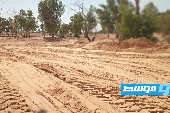 الاستعداد لانطلاق بطولة ليبيا للموتوكروس للدراجات النارية بغابة طريق المطار في العاصمة طرابلس. (تصوير - محمد قجام)