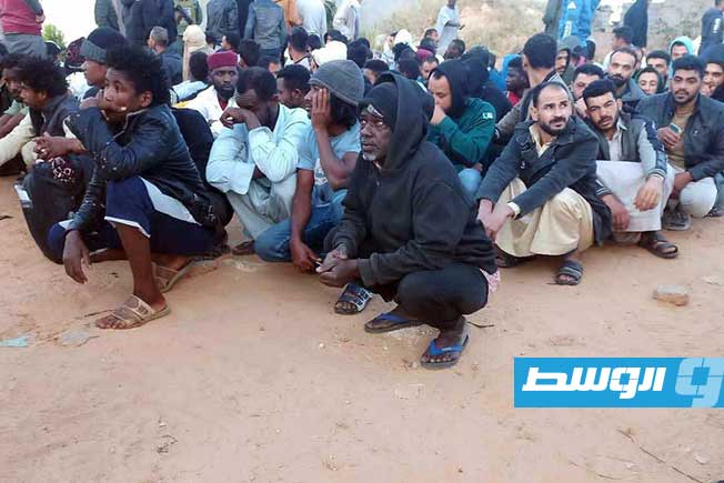 جانب من عملية ترحيل مهاجرين غير نظاميين من النواحي الأربعة، الخميس 17 أبريل 2025 (مديرية أمن النواحي الأربع)