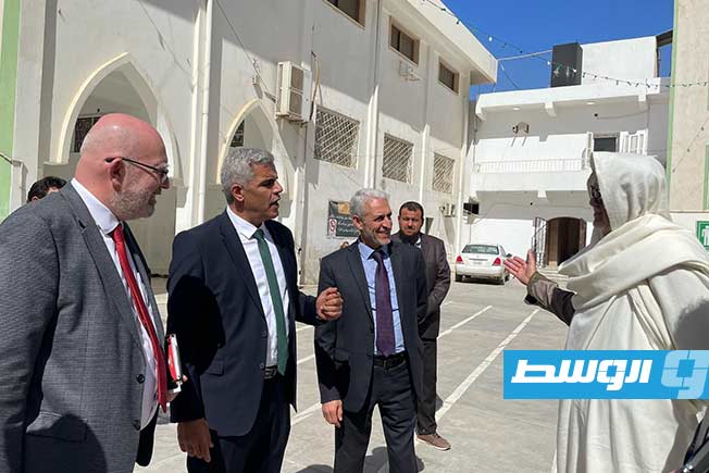 من زيارة السفير البريطاني الجامعة الأسمرية في زليتن، 28 فبراير 2025. (السفارة البريطانية)